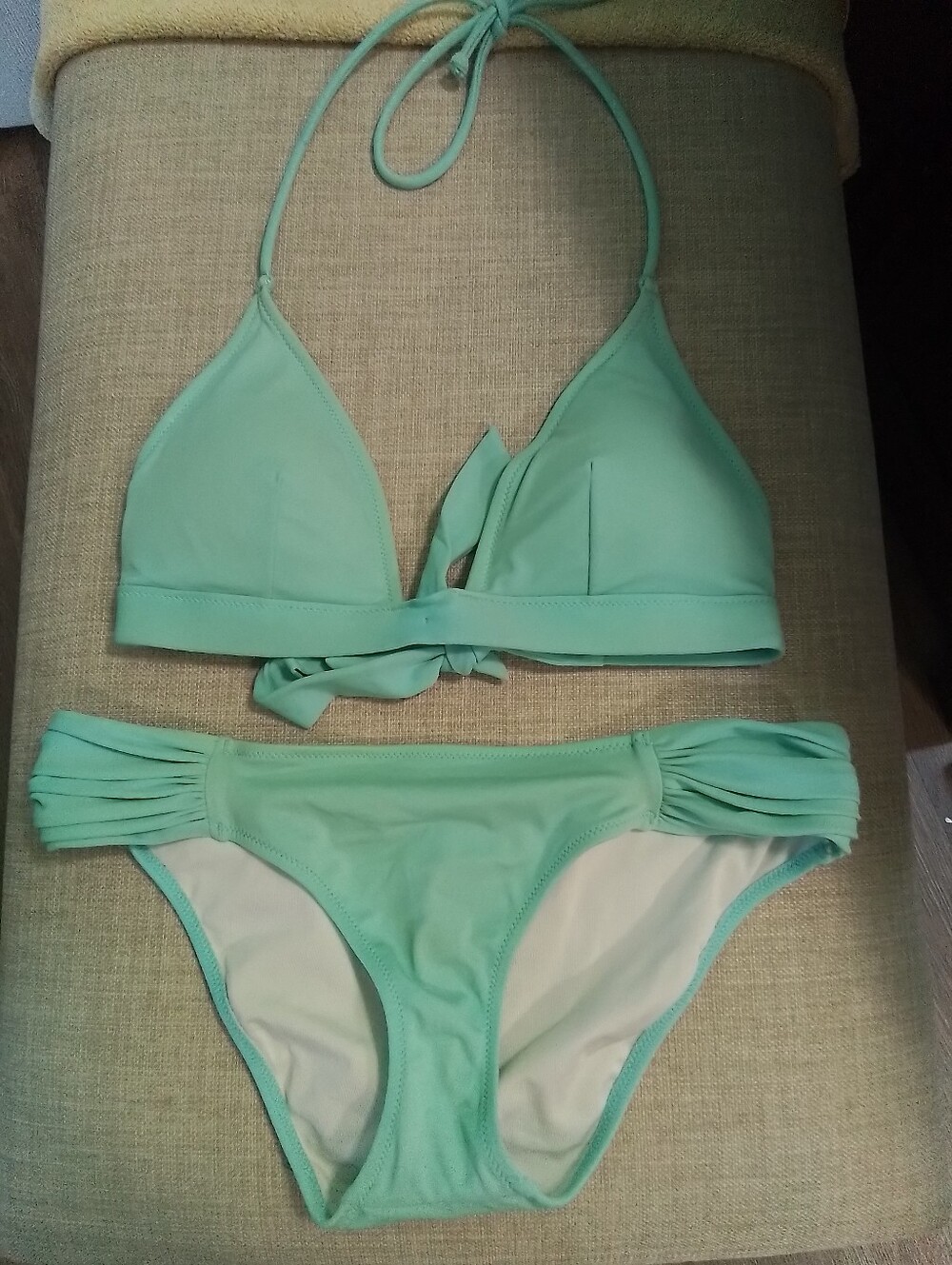 Women's Mint Green Halter Bikini Set - Stylish Two-Piece Swimwear